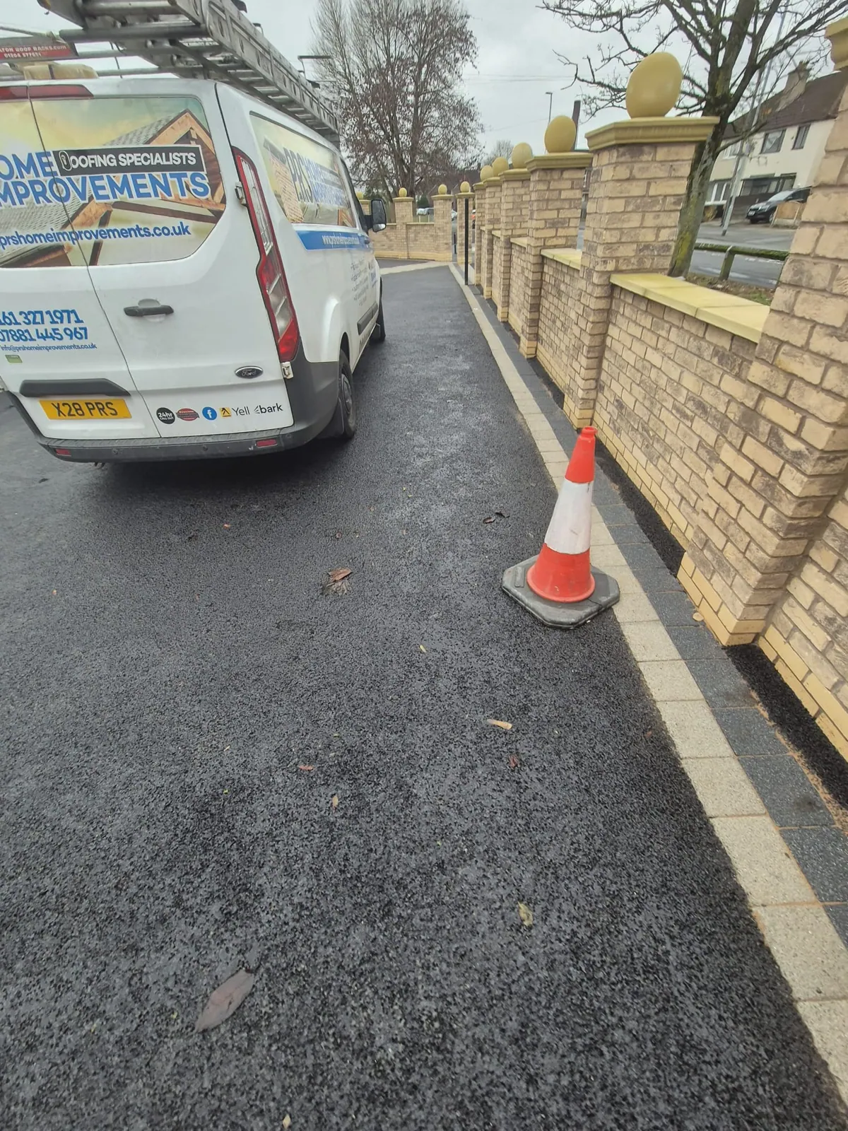 Driveways and tarmac photograph 6