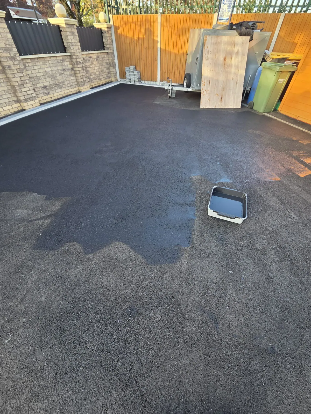 Driveways and tarmac photograph 12