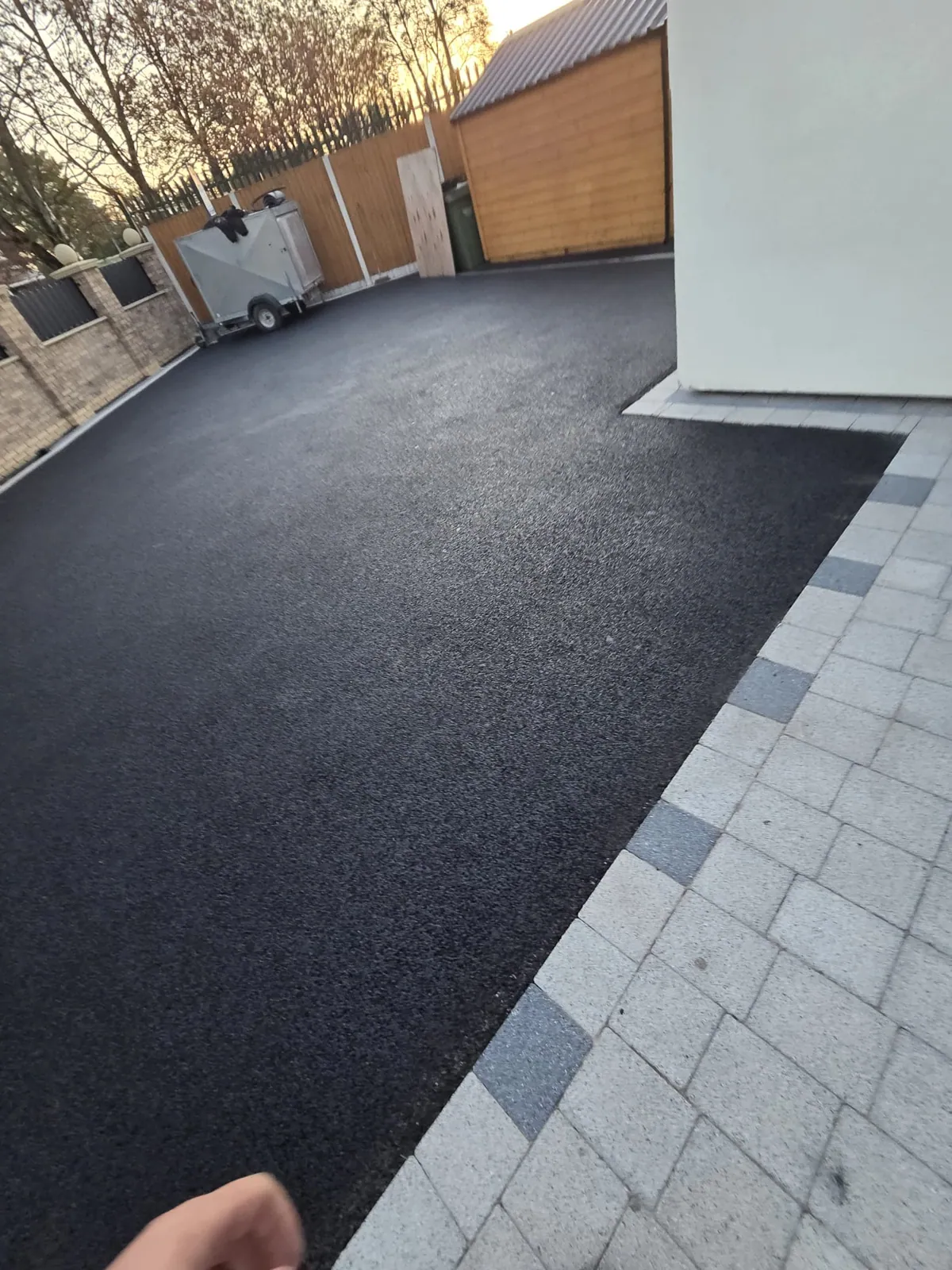 Driveways and tarmac photograph 16